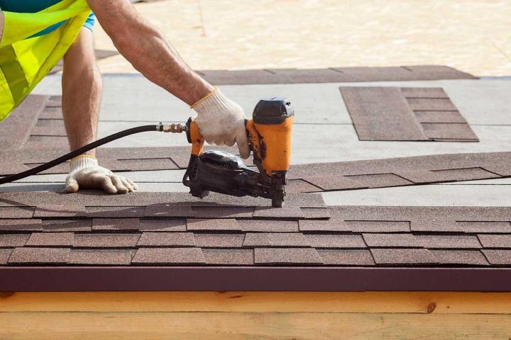 Roof Repair Service Lindsay